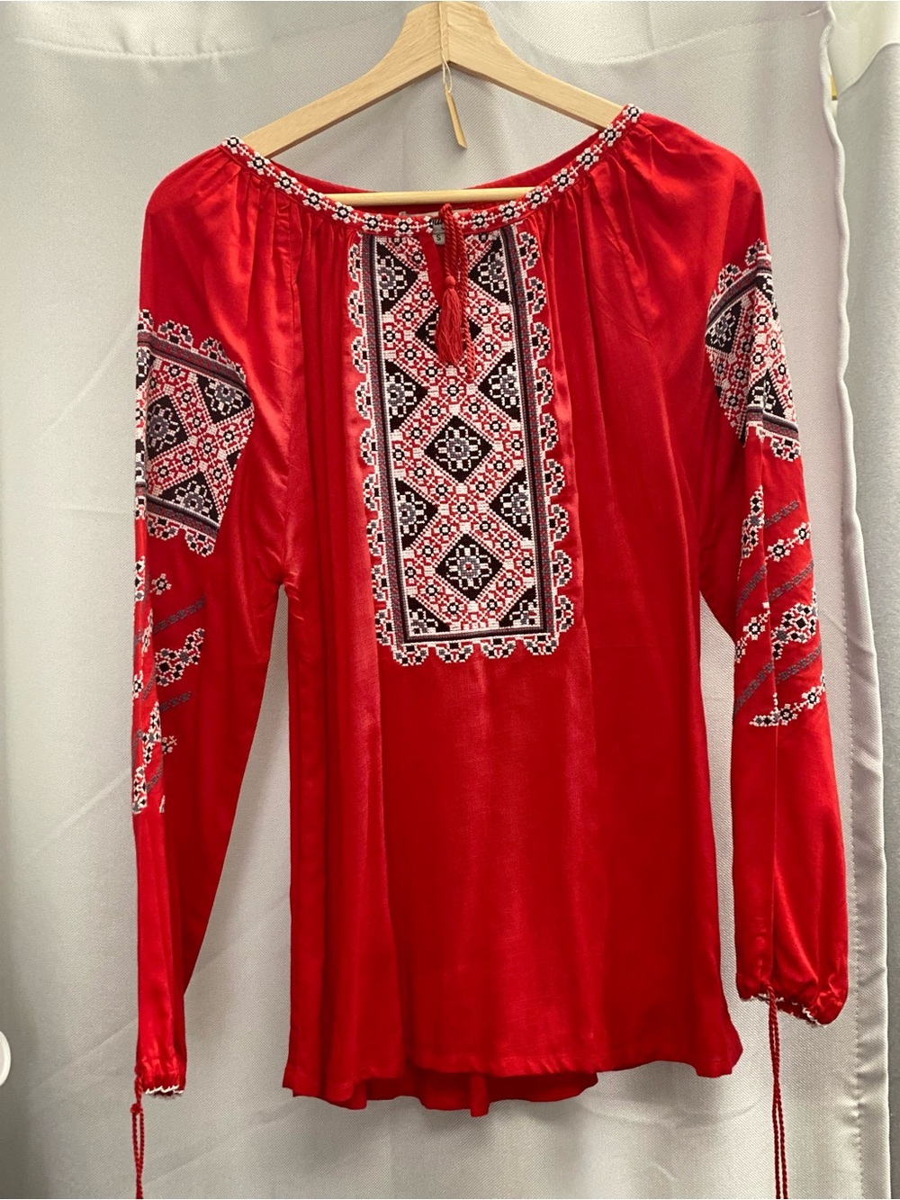Red Embroidered Peasant Top - Feminine Long-Sleeve